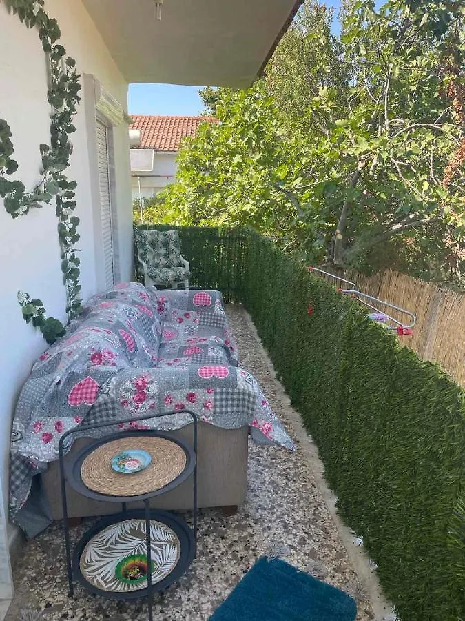 Villa Julia Nea Michaniona Guest house