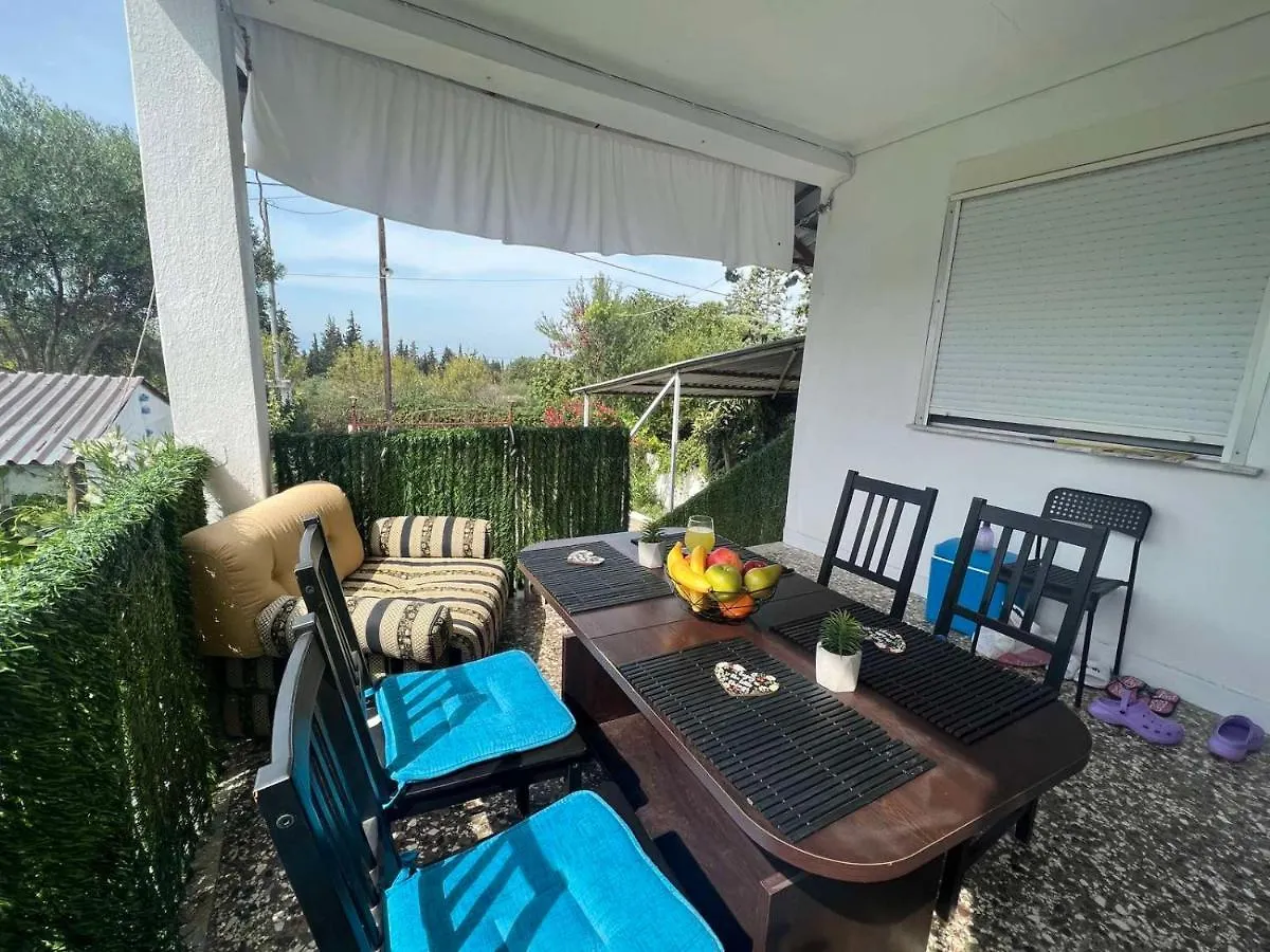 Guest house Villa Julia Nea Michaniona